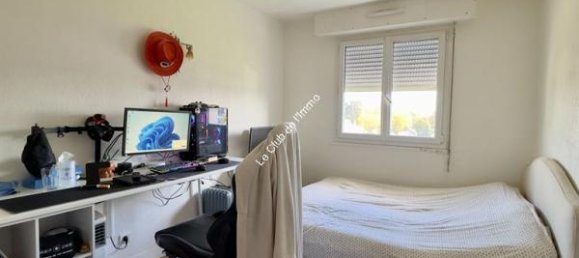 2 bedrooms Apartment in Saint-Jean-le-Blanc, France No. 68984 3