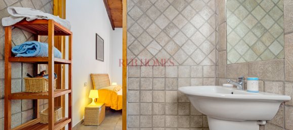 4 bedrooms Villa in Olbia, Italy No. 121404 10