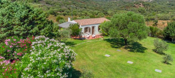 4 bedrooms Villa in Olbia, Italy No. 121404 24