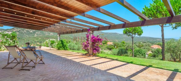 4 bedrooms Villa in Olbia, Italy No. 121404 6