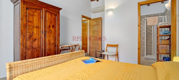 4 bedrooms Villa in Olbia, Italy No. 121404 13