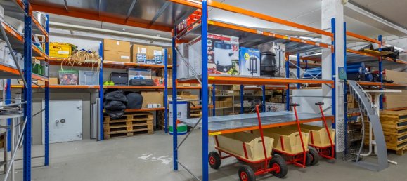 1485m² Building in Ludwigsburg, Germany No. 63465 24