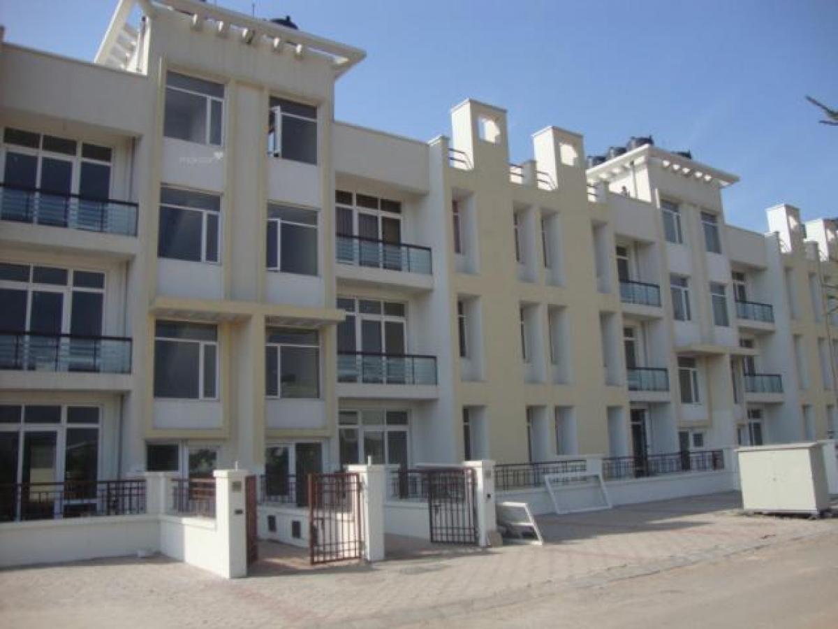 Casa de 3 dormitorios en Mohali, India No. 25133