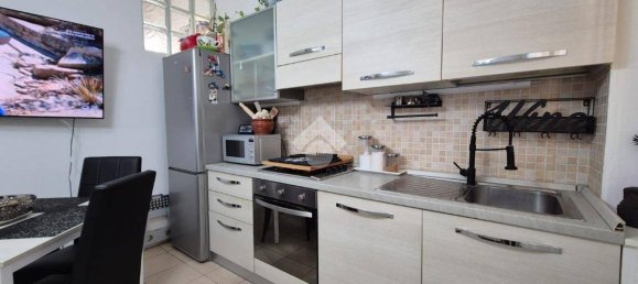 2 Schlafzimmer Haus in Giussano, Italy, Nr. 114256 3