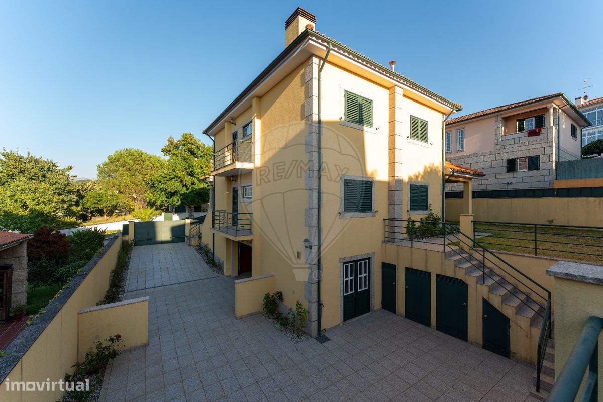 5 bedrooms House in Amarante, Portugal No. 173896