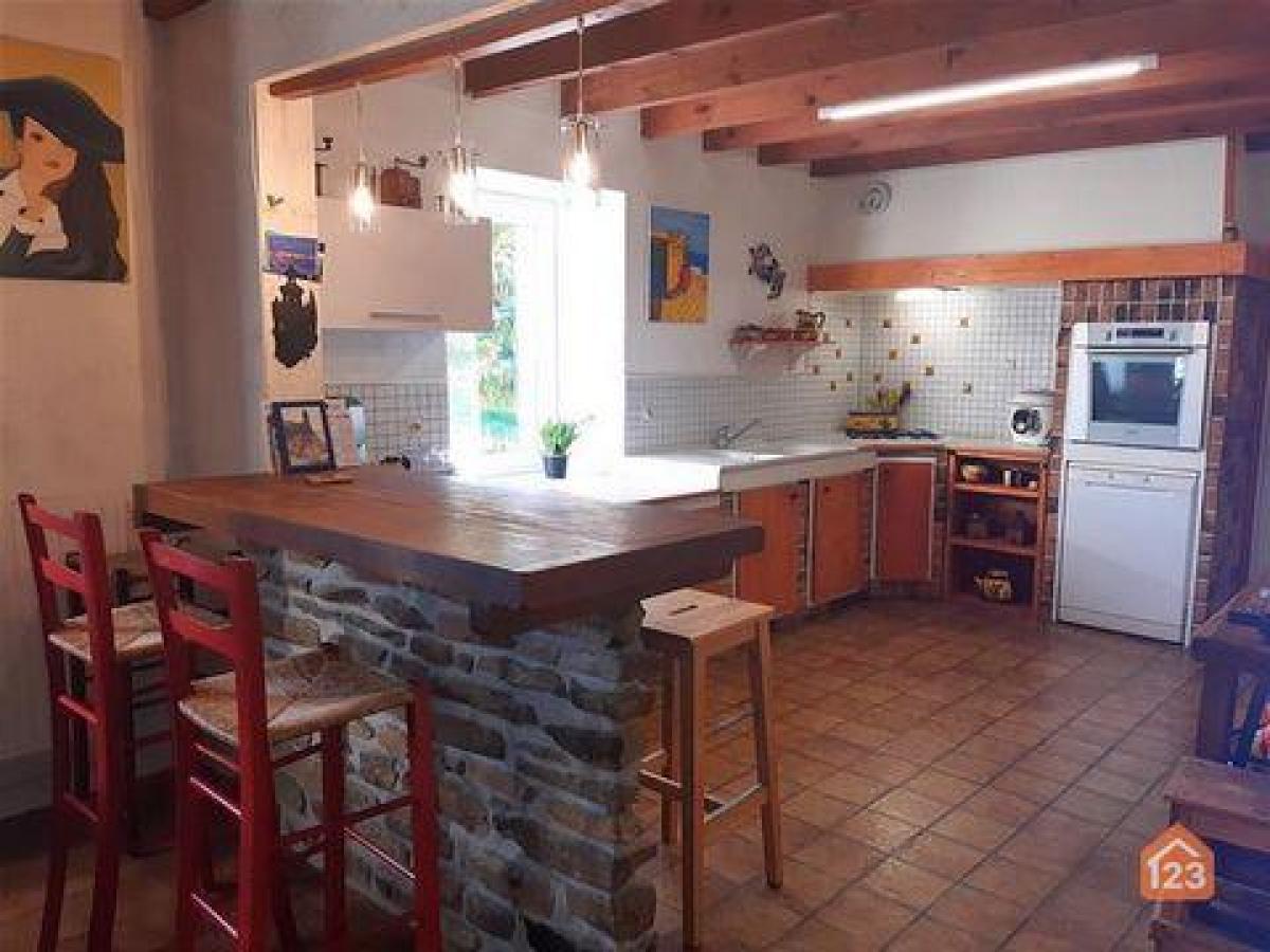 4 bedrooms House in La Motte, France No. 10064