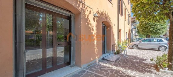 104m² Commercial property in Valfabbrica, Italy No. 314046 4