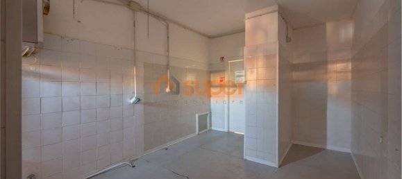 104m² Commercial property in Valfabbrica, Italy No. 314046 11