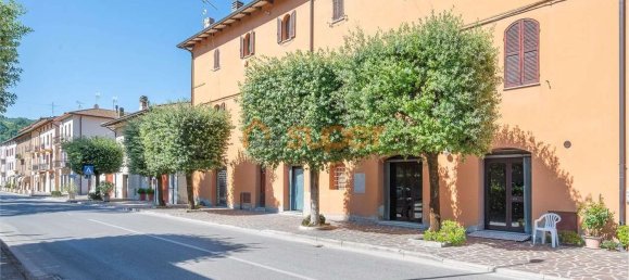 104m² Commercial property in Valfabbrica, Italy No. 314046 2