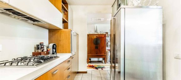 3 Schlafzimmer Wohnung in Segrate, Italy, Nr. 273435 9