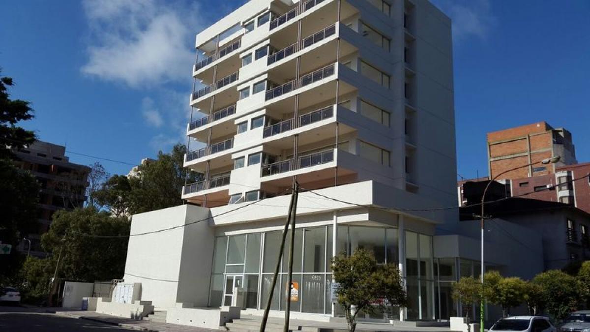3 bedrooms Apartment in Mar del Plata, Argentina No. 102131