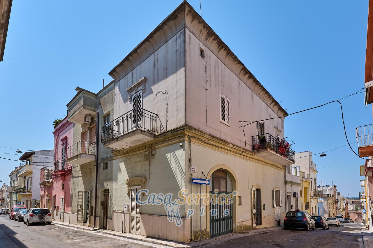 3 rooms House in Parabita, Italy No. 230525