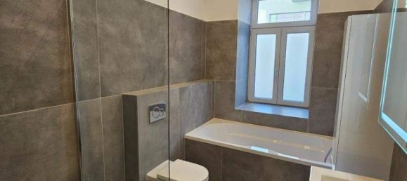 3 rooms Apartment in Favoriten, Austria No. 242353 3