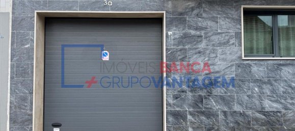 373m² Parking in Barreiro, Portugal No. 45770 2