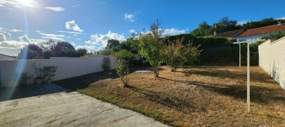 3 bedrooms House in Angouleme, France No. 332452 13