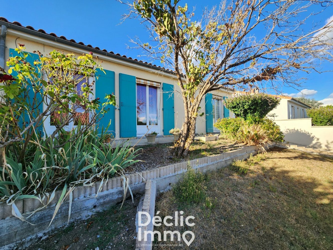 3 bedrooms House in Angouleme, France No. 332452