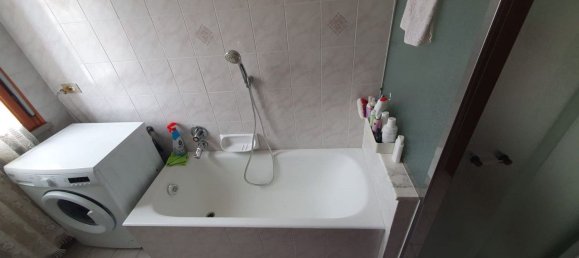 4 rooms Apartment in Mirandola, Italy No. 24152 14