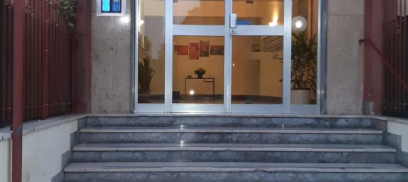 3 bedrooms Apartment in Palermo, Italy No. 333077 2