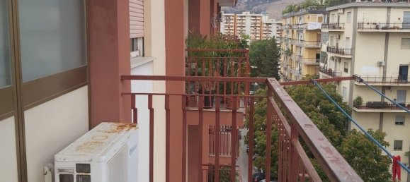 3 bedrooms Apartment in Palermo, Italy No. 333077 18