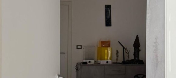 105m² Office in Giugliano in Campania, Italy No. 111402 9