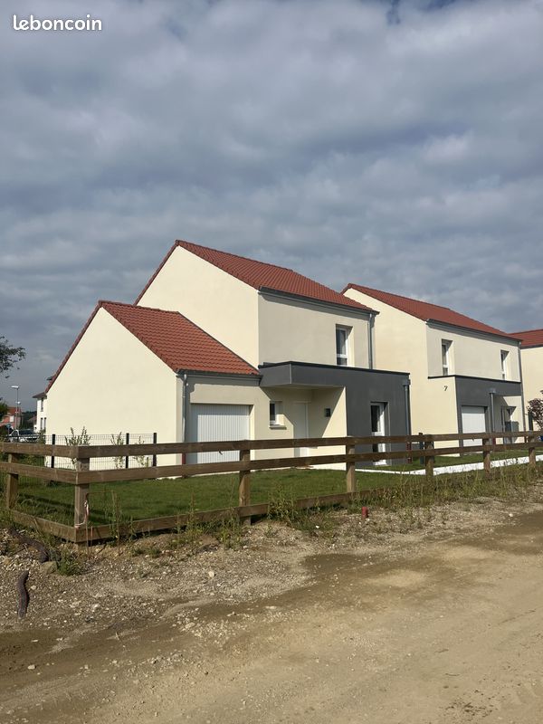 Casa de 4 dormitorios en Maizieres-les-Metz, France No. 256518