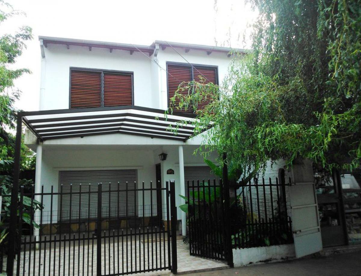 4 bedrooms House in San Miguel, Argentina No. 68178