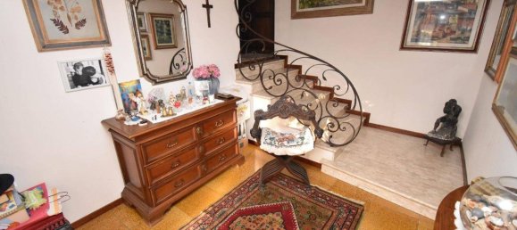 9 rooms Villa in Seravezza, Italy No. 109494 37