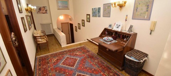 9 rooms Villa in Seravezza, Italy No. 109494 13