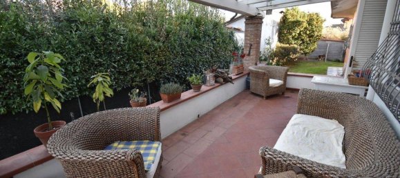 9 rooms Villa in Seravezza, Italy No. 109494 5