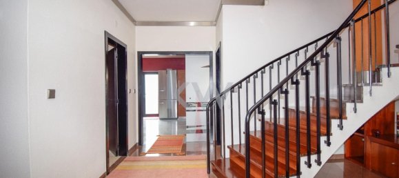 4 bedrooms Townhouse in Cascais, Portugal No. 131369 12