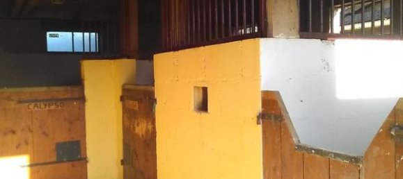 Casa de 5 dormitorios en Chalons-en-Champagne, France No. 59411 2