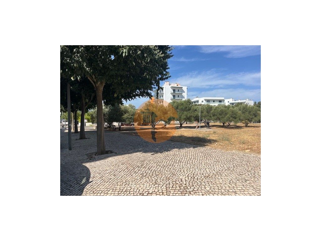 465m² Land in Loule, Portugal No. 105368