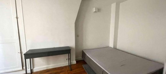 1 bedroom Apartment in Paris, France No. 137099 5