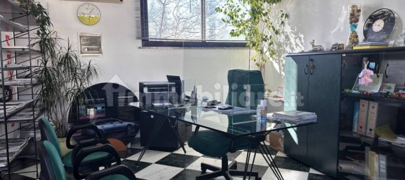 1غرفة عقار تجاري في Martinsicuro, Italy رقم 68390 18