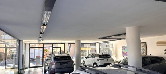 1غرفة عقار تجاري في Martinsicuro, Italy رقم 68390 20