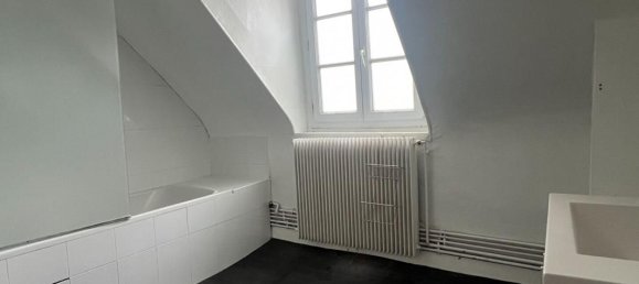 Apartamento de 1 dormitorio en Compiegne, France No. 220010 7