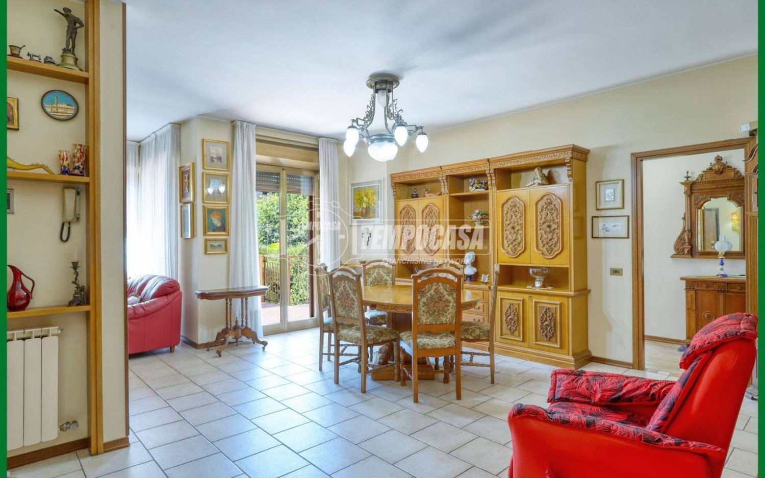 Квартира с 3 спальнями в Варесе, Италия № 261950