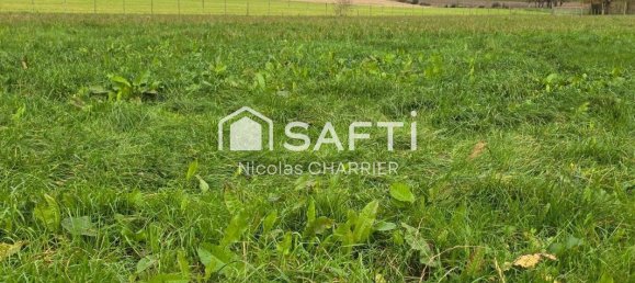 Terrain à Maine-et-Loire, France 750m² No. 97881 2