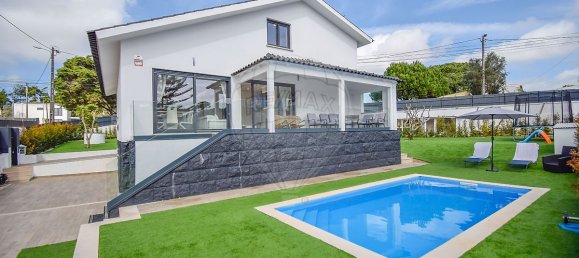 5 chambres Maison à Rio de Mouro, Portugal No. 40048 2