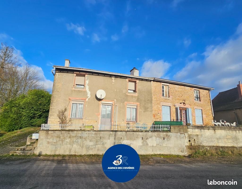 3 bedrooms Castles in La Frette, France No. 205961