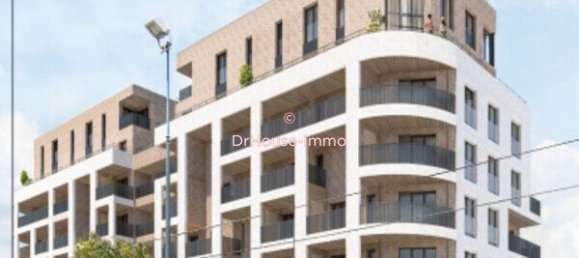 Apartamento de 2 dormitorios en Bobigny, France No. 179090 2