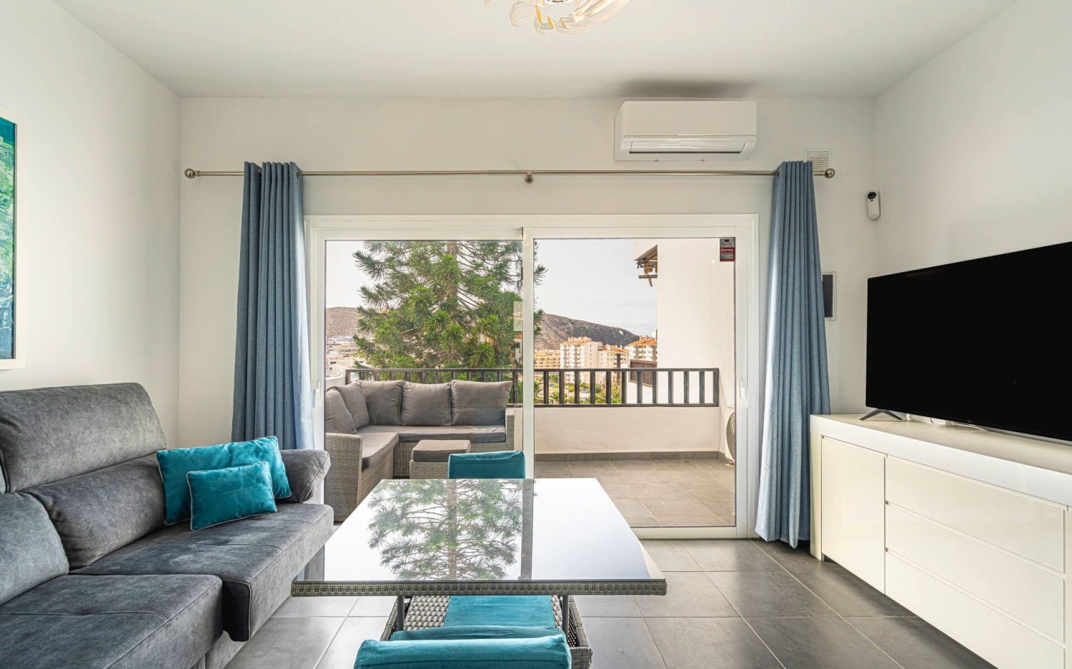 Dúplex de 2 dormitorios en Arona, Spain No. 208231