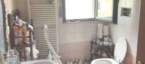 Apartamento de 3 divisões em Montelabbate, Italy N.º 100742 9