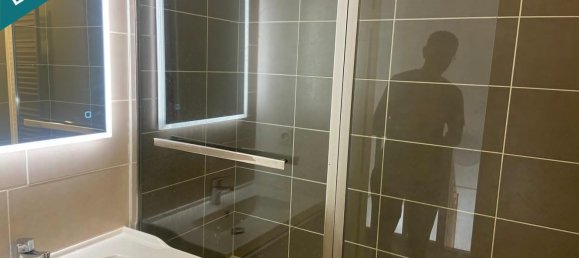 Casa de 3 dormitorios en Pont-Eveque, France No. 197846 15