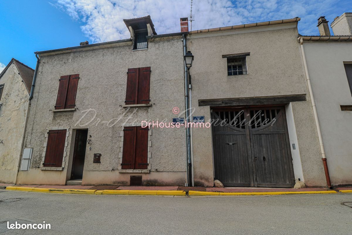 4 bedrooms House in Issou, France No. 185611