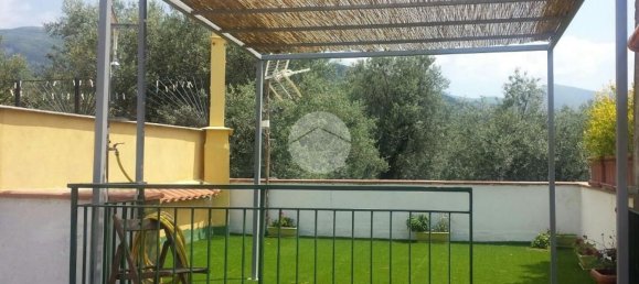 Studio in Lettere, Italy No. 150694 3