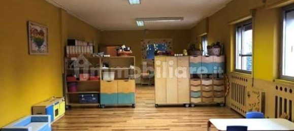 5 rooms Apartment in Senago, Italy No. 292364 10