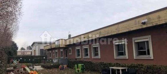 5 rooms Apartment in Senago, Italy No. 292364 3