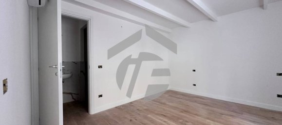 2 bedrooms Apartment in Florence, Italy No. 274547 21