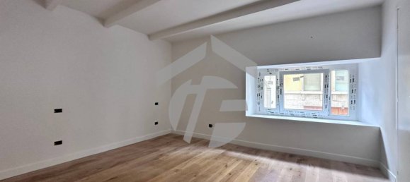 2 bedrooms Apartment in Florence, Italy No. 274547 24